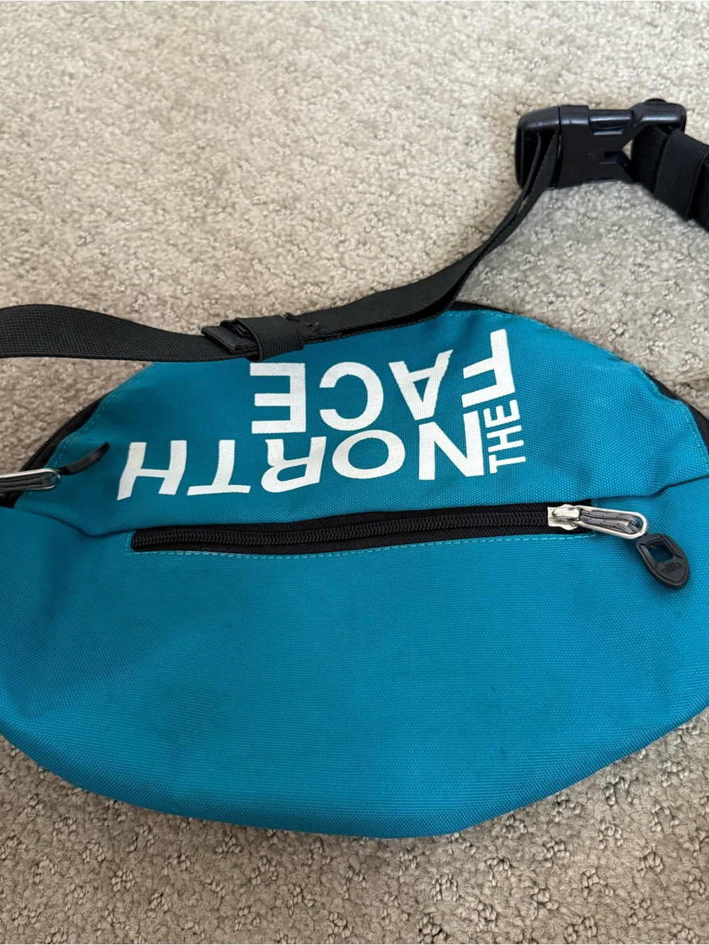 The North Face Teal Blue Fanny Pack / Belt Bag - Picture 4 of 4